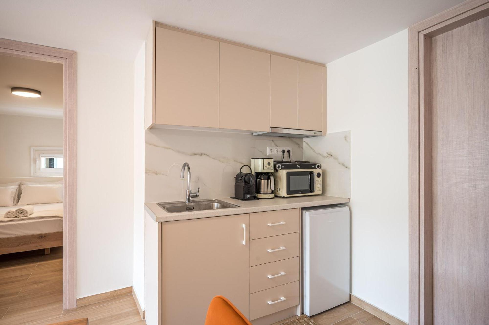 Senaon Urban Living City Center Iraklio Eksteriør bilde
